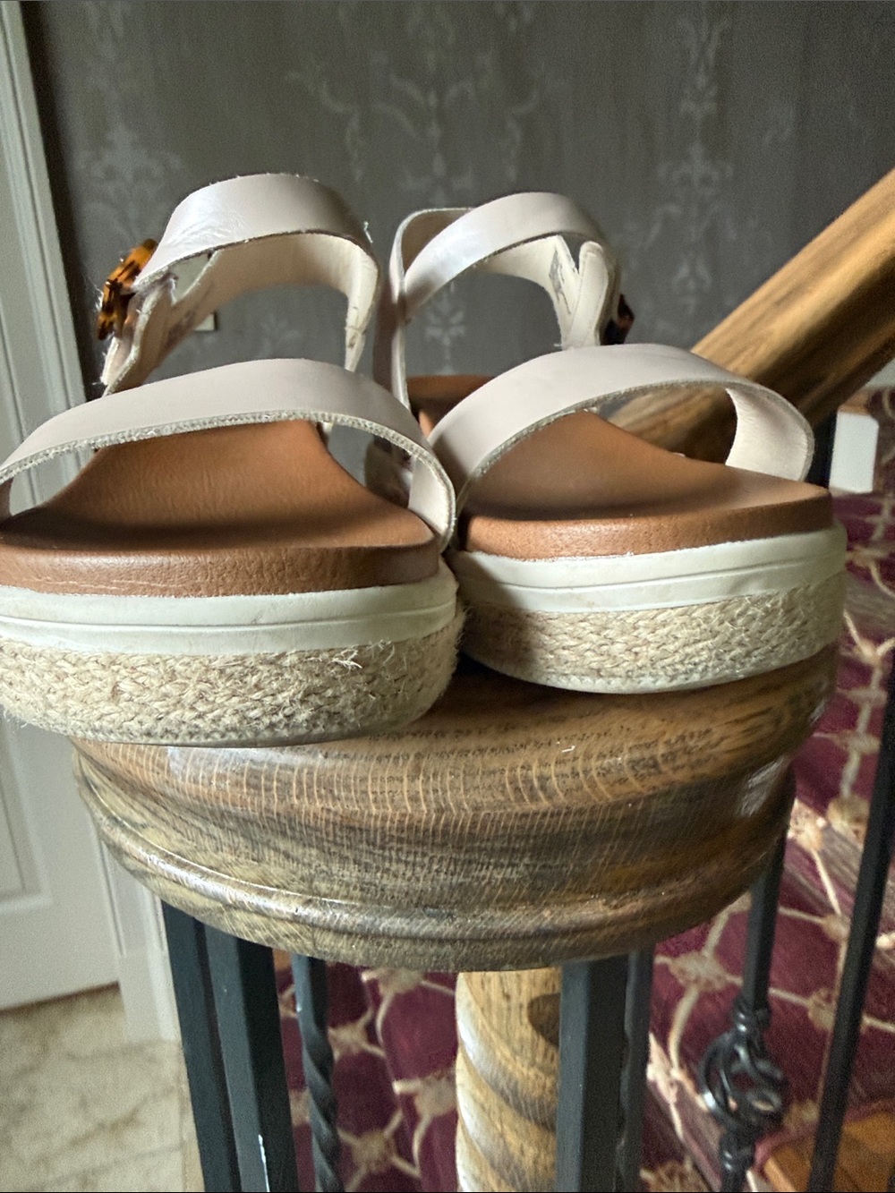 MIA JENISE girls sandal size 4 medium excellent condition - Picture 9 of 11